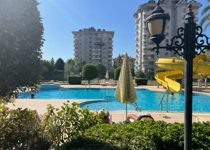 Hotel Lemon Garden *